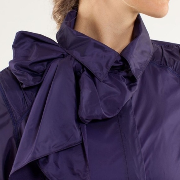 Lululemon Pedal Power wind breaker jacket - Picture 9 of 9